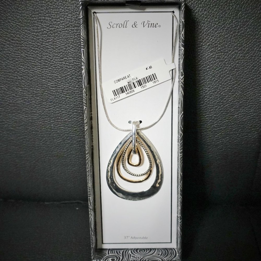 SCROLL & VINE HAMMERED GOLD PENDANT NECKLACE NEW